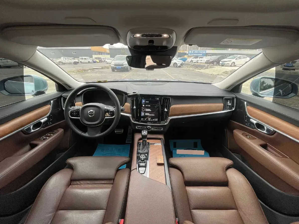 2020 Volvo S90 2.0T 254HP L4 8AT,autocango,china used car exporter,china ev exporter,chinese used car exporter,chinese used ev exporter