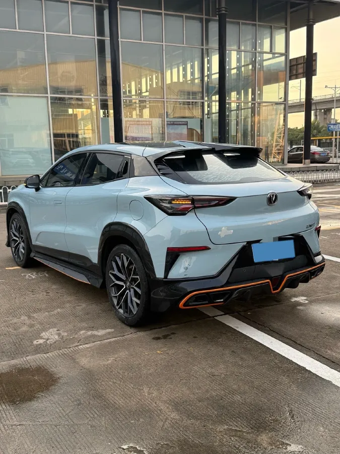 2022 ChangAn UNI-T 1.5T 188HP L4 7DCT,autocango,china used car exporter,china ev exporter,chinese used car exporter,chinese used ev exporter