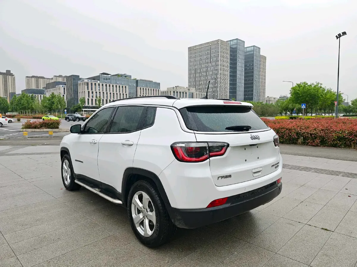 2019 Jeep Compass 2.0L 148HP L4 9AT,autocango,china used car exporter,china ev exporter,chinese used car exporter,chinese used ev exporter