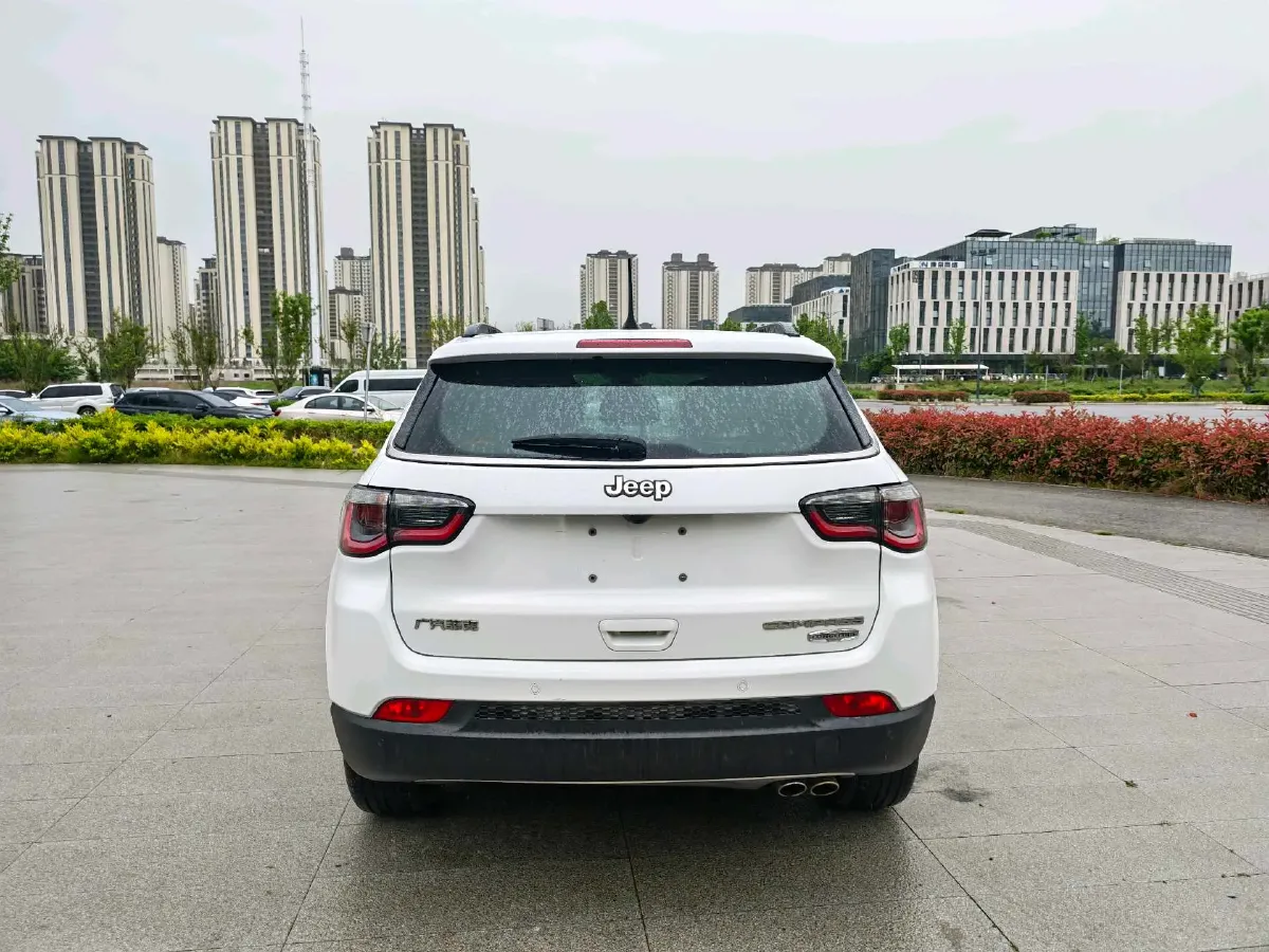 2019 Jeep Compass 2.0L 148HP L4 9AT,autocango,china used car exporter,china ev exporter,chinese used car exporter,chinese used ev exporter