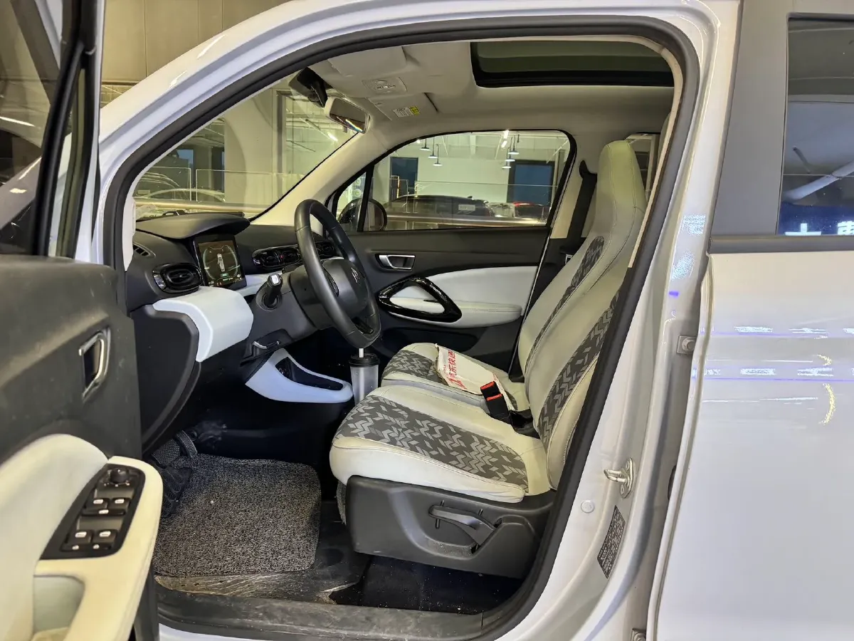 2022 Leapmotor T03 BEV 38KWH,autocango,china used car exporter,china ev exporter,chinese used car exporter,chinese used ev exporter