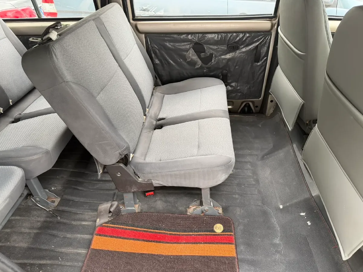 2021 WuLing RongGuang 1.5L 99HP L4 5MT,autocango,china used car exporter,china ev exporter,chinese used car exporter,chinese used ev exporter