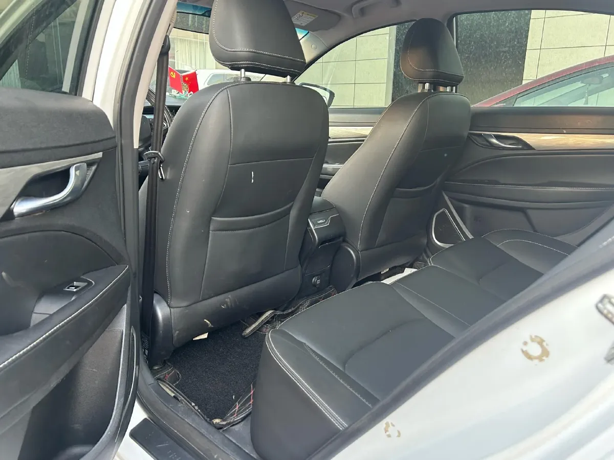 2018 Geely Emgrand 1.5L 109HP L4 5MT,autocango,china used car exporter,china ev exporter,chinese used car exporter,chinese used ev exporter