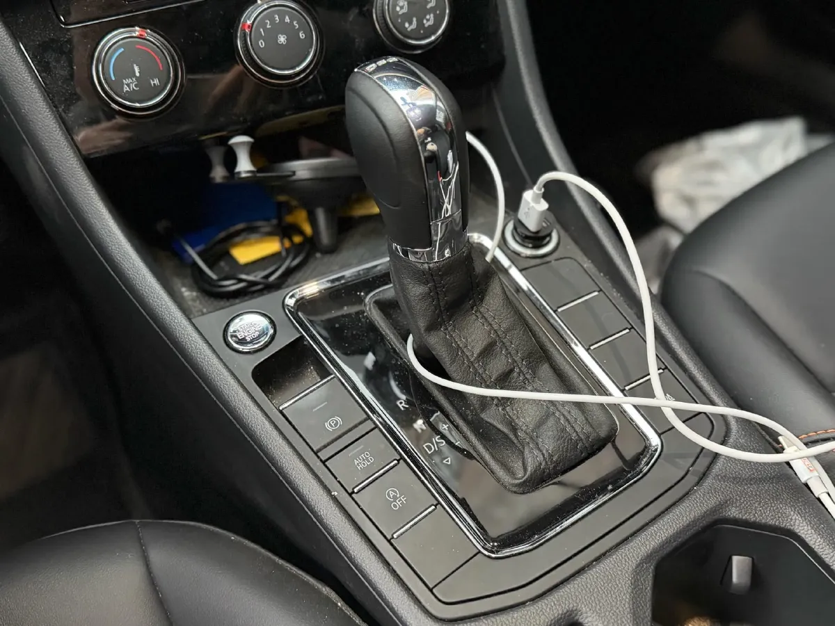 2023 Volkswagen Bora 1.2T 116HP L4 7DCT,autocango,china used car exporter,china ev exporter,chinese used car exporter,chinese used ev exporter