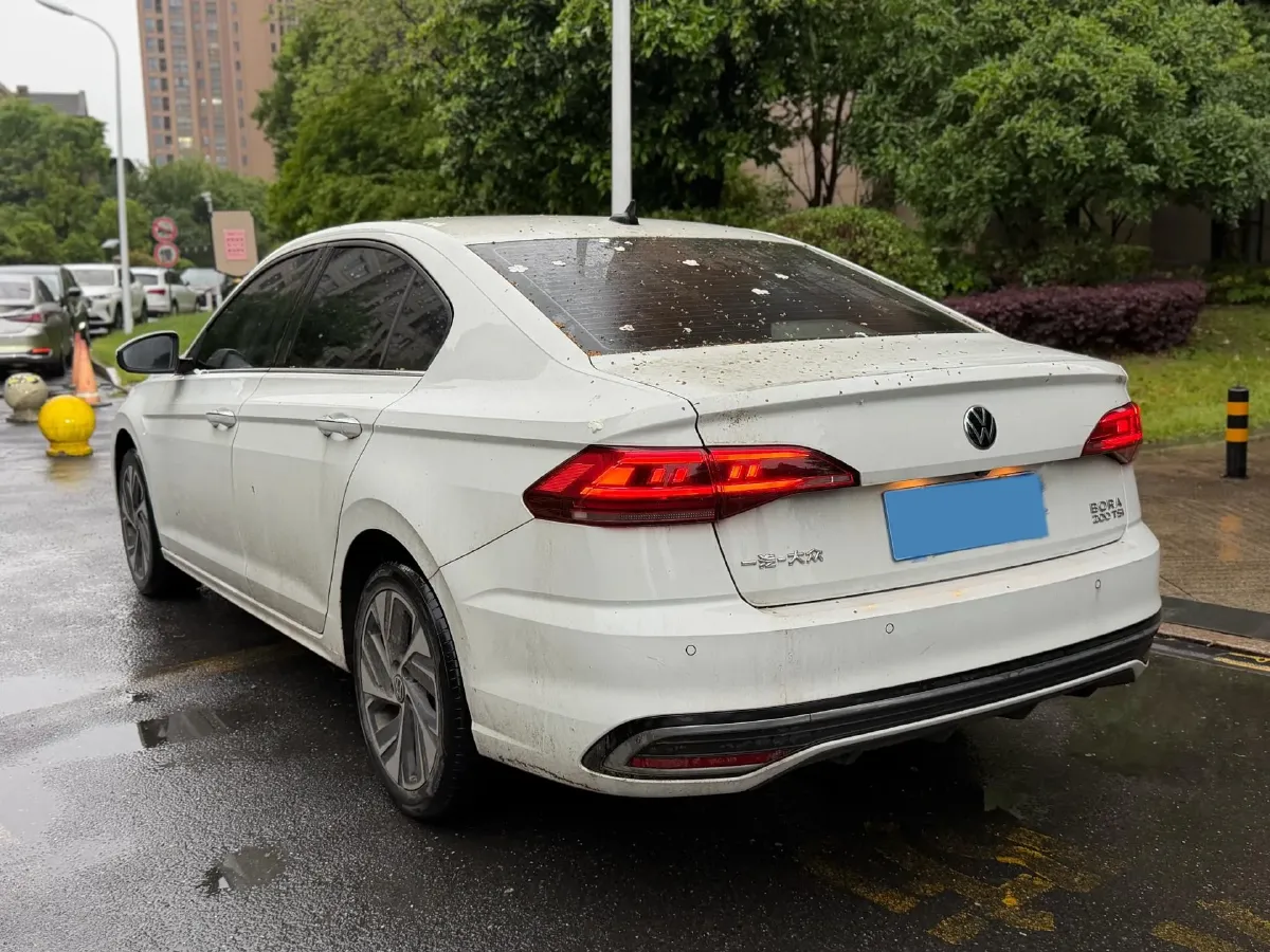 2023 Volkswagen Bora 1.2T 116HP L4 7DCT,autocango,china used car exporter,china ev exporter,chinese used car exporter,chinese used ev exporter