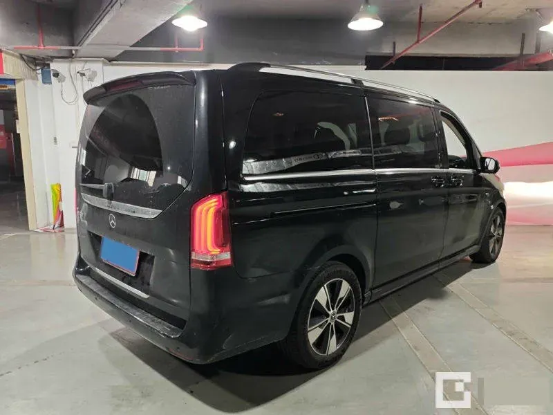 2020 Mercedes-Benz V Class 2.0T 211HP L4 9AT,autocango,china used car exporter,china ev exporter,chinese used car exporter,chinese used ev exporter