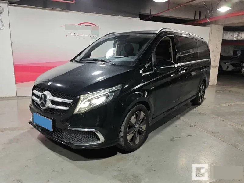 2020 Mercedes-Benz V Class 2.0T 211HP L4 9AT,autocango,china used car exporter,china ev exporter,chinese used car exporter,chinese used ev exporter