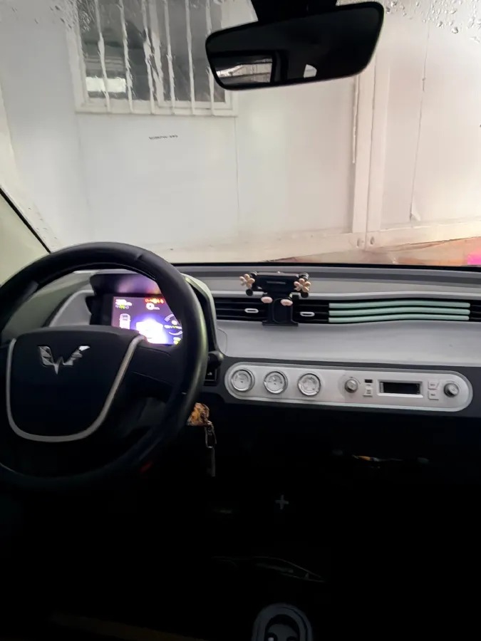 2021 WuLing HongGuang MINI EV BEV 13.9KWH,autocango,china used car exporter,china ev exporter,chinese used car exporter,chinese used ev exporter