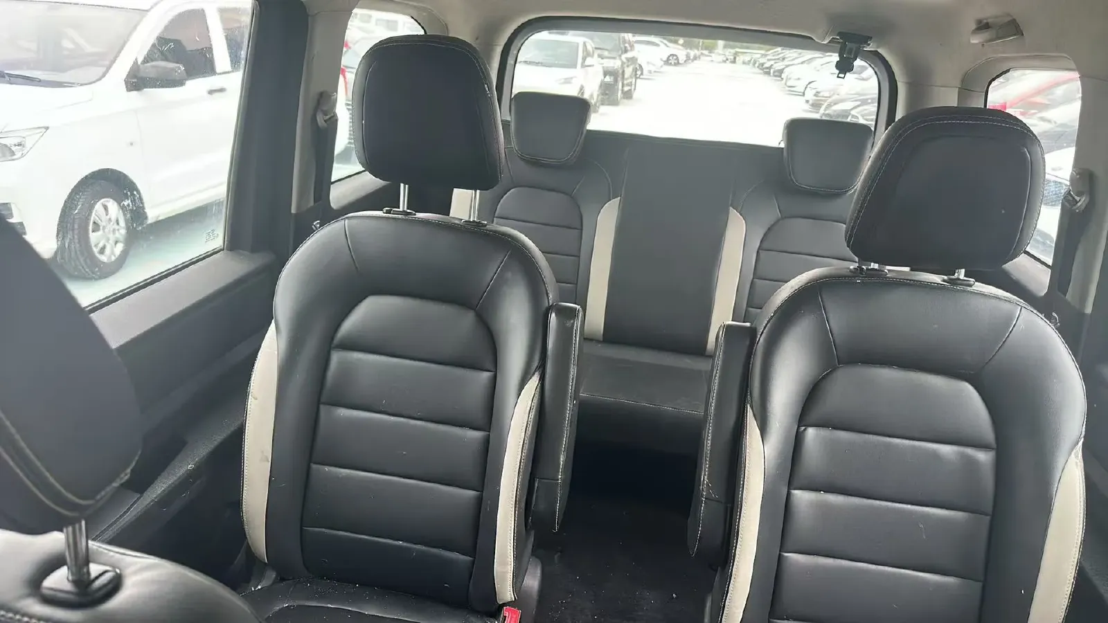 2021 WuLing HongGuang Plus 1.5L 99HP L4 6MT,autocango,china used car exporter,china ev exporter,chinese used car exporter,chinese used ev exporter