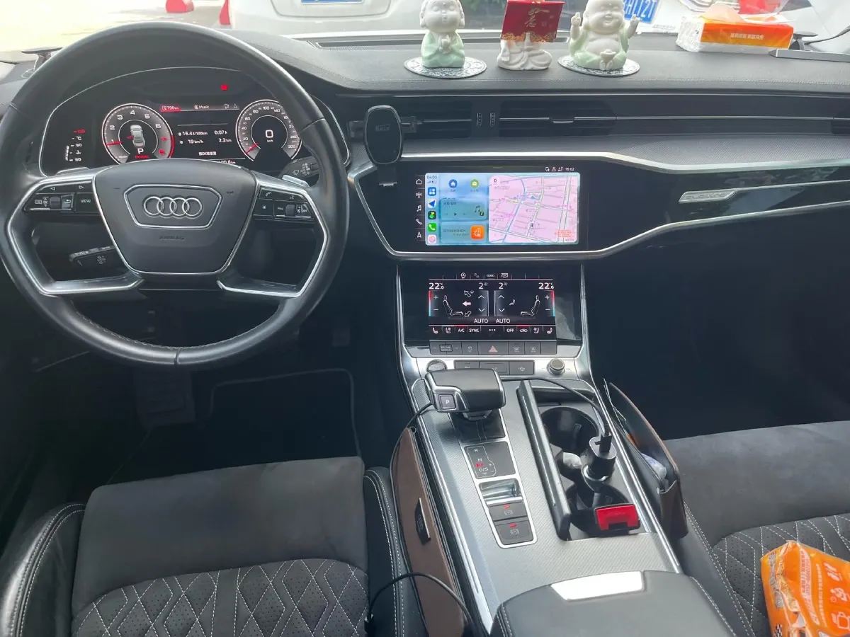 2022 Audi A7L 2.0T 245HP L4 7DCT,autocango,china used car exporter,china ev exporter,chinese used car exporter,chinese used ev exporter