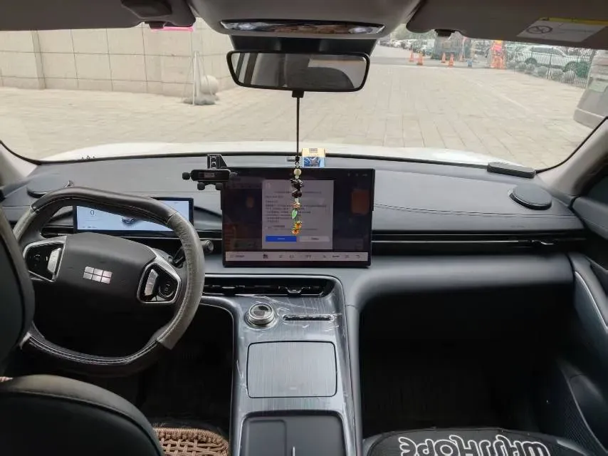 2024 LanDian E5 1.5L 110HP L4 E-CVT PHEV 17.52KWH,autocango,china used car exporter,china ev exporter,chinese used car exporter,chinese used ev exporter