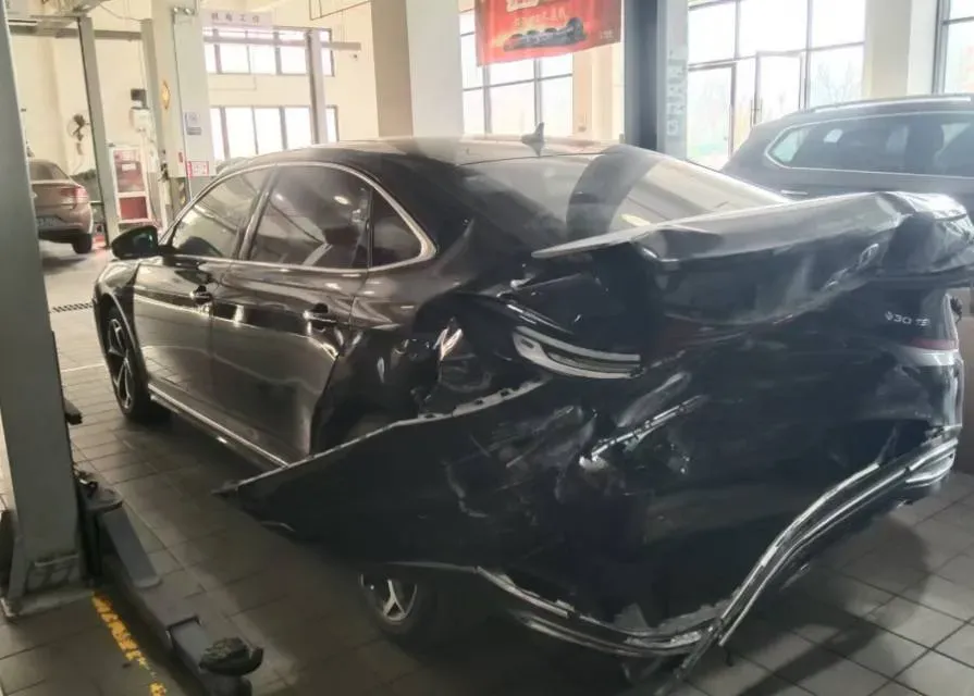 2023 Volkswagen Passat 2.0T 186HP L4 7DCT,autocango,china used car exporter,china ev exporter,chinese used car exporter,chinese used ev exporter