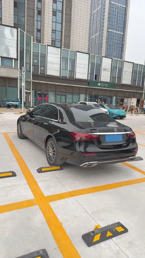 2021 Mercedes-Benz E Class 2.0T 197HP L4 9AT,autocango,china used car exporter,china ev exporter,chinese used car exporter,chinese used ev exporter