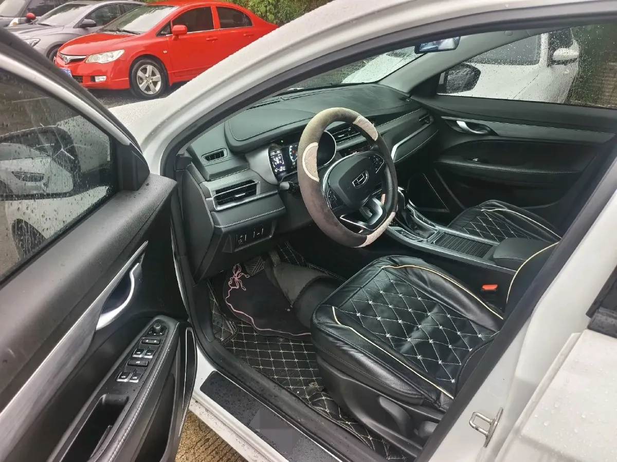 2021 BaoJun 530 1.5T 147HP L4 CVT,autocango,china used car exporter,china ev exporter,chinese used car exporter,chinese used ev exporter