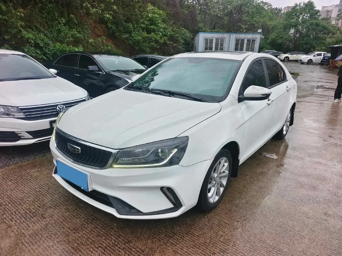 2021 BaoJun 530 1.5T 147HP L4 CVT,autocango,china used car exporter,china ev exporter,chinese used car exporter,chinese used ev exporter