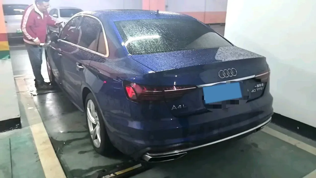 2020 Audi A4L 2.0T 190HP L4 7DCT,autocango,china used car exporter,china ev exporter,chinese used car exporter,chinese used ev exporter