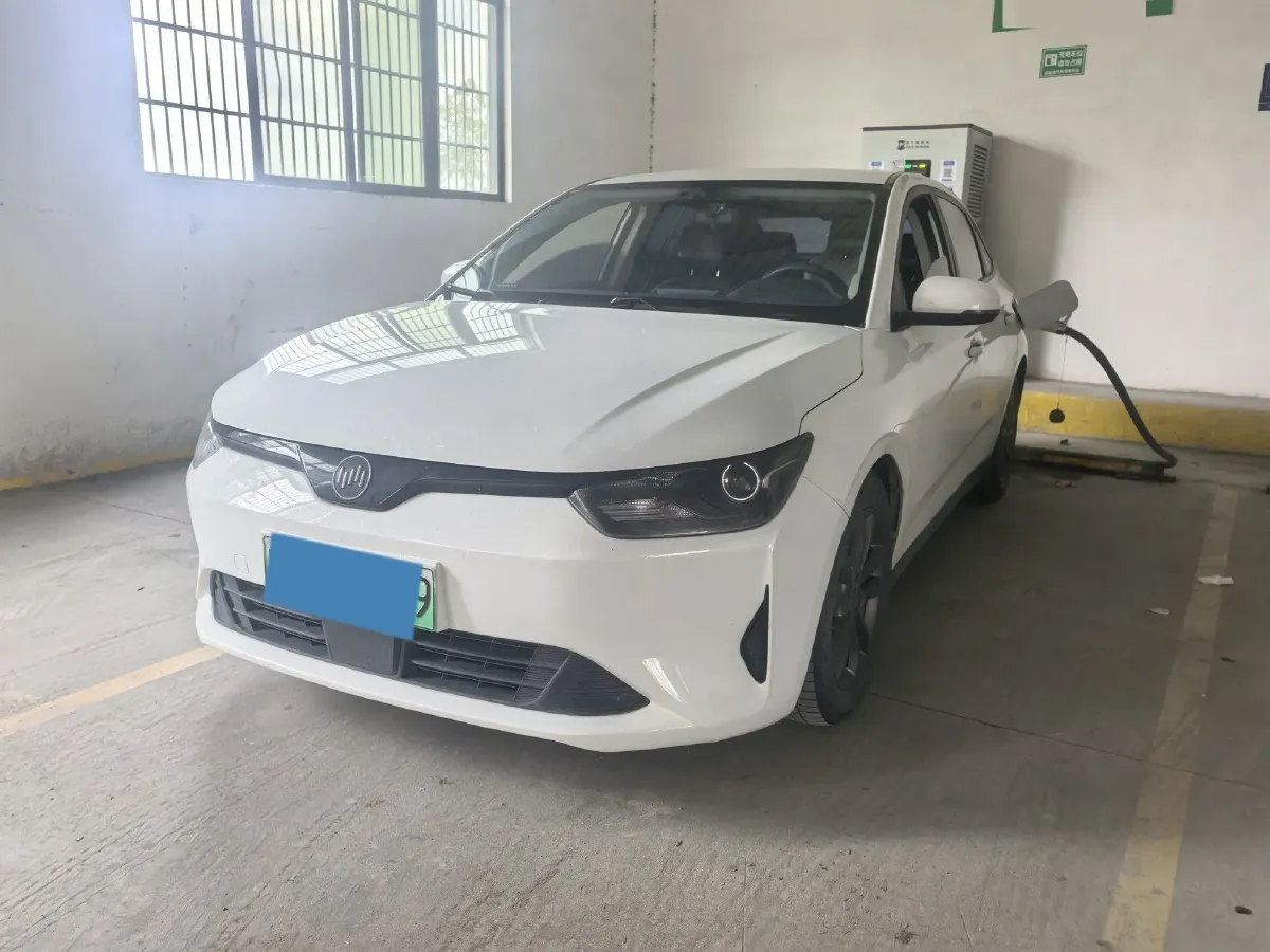 2021 Weltmeister E.5 BEV 49.92KWH,autocango,china used car exporter,china ev exporter,chinese used car exporter,chinese used ev exporter