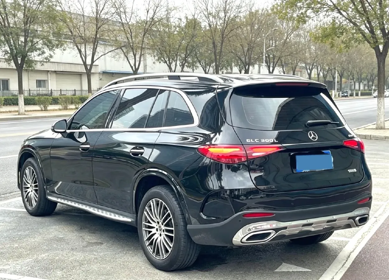 2024 Mercedes-Benz GLC Class 2.0T 258HP L4 9AT,autocango,china used car exporter,china ev exporter,chinese used car exporter,chinese used ev exporter