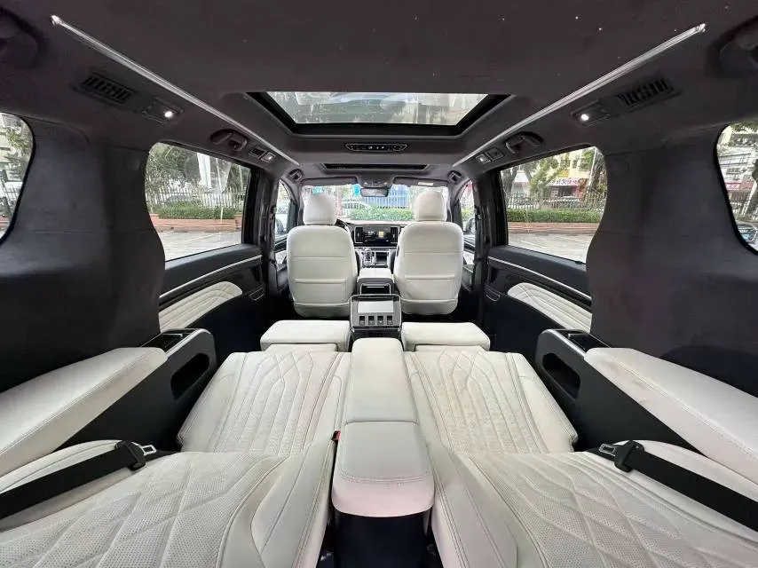 2021 GAC Trumpchi M8 2.0T 252HP L4 8AT,autocango,china used car exporter,china ev exporter,chinese used car exporter,chinese used ev exporter