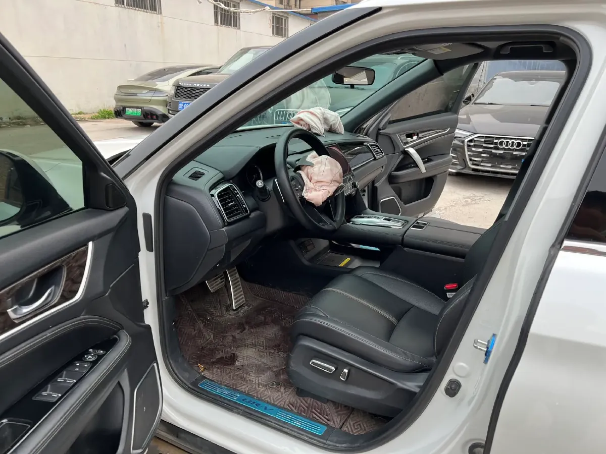 2023 Honda UR-V 2.0T 261HP L4 9AT,autocango,china used car exporter,china ev exporter,chinese used car exporter,chinese used ev exporter