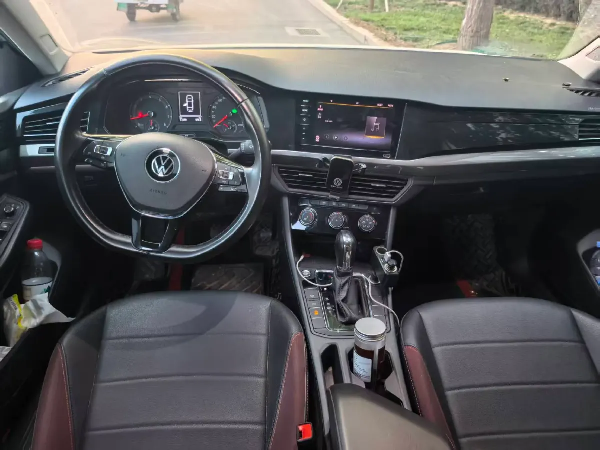 2021 Volkswagen Bora 1.5L 113HP L4 6AT,autocango,china used car exporter,china ev exporter,chinese used car exporter,chinese used ev exporter