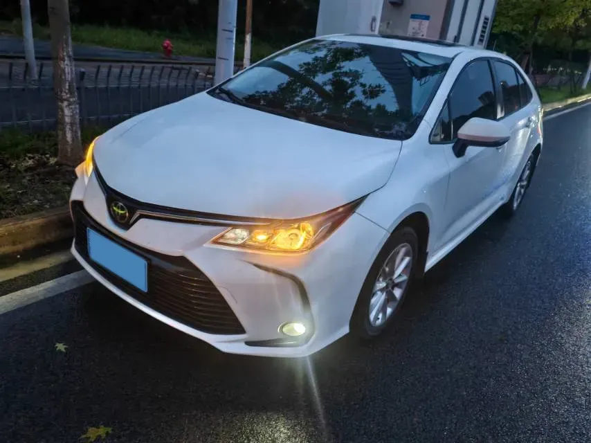 2019 Toyota Corolla 1.2T 116HP L4 CVT,autocango,china used car exporter,china ev exporter,chinese used car exporter,chinese used ev exporter