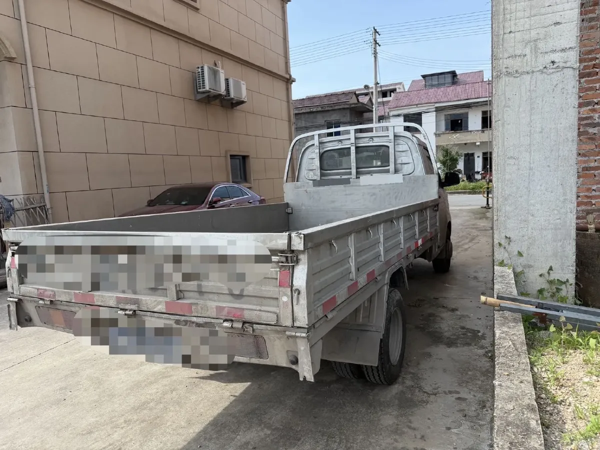 2023 WuLing RongGuang New Truck 2.0L 136HP L4 5MT,autocango,china used car exporter,china ev exporter,chinese used car exporter,chinese used ev exporter