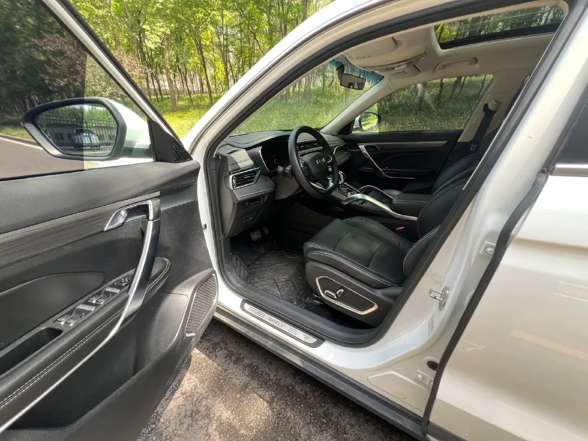 2020 Geely Azkarra 1.8T 184HP L4 7DCT,autocango,china used car exporter,china ev exporter,chinese used car exporter,chinese used ev exporter