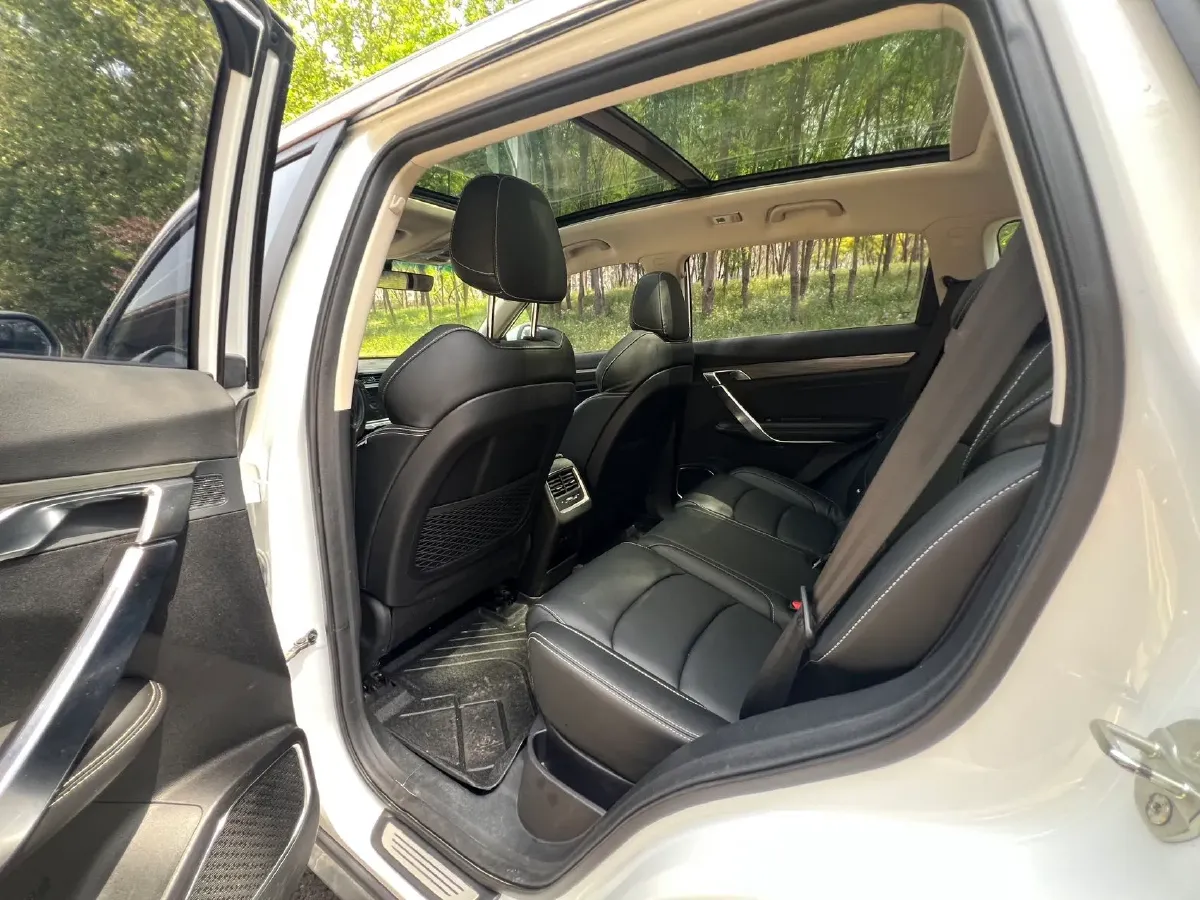 2020 Geely Azkarra 1.8T 184HP L4 7DCT,autocango,china used car exporter,china ev exporter,chinese used car exporter,chinese used ev exporter