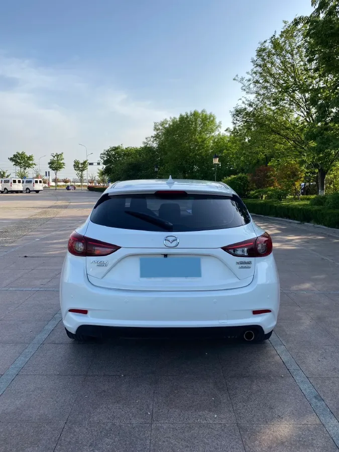 2017 Mazda 3 Axela 1.5L 117HP L4 6MT,autocango,china used car exporter,china ev exporter,chinese used car exporter,chinese used ev exporter