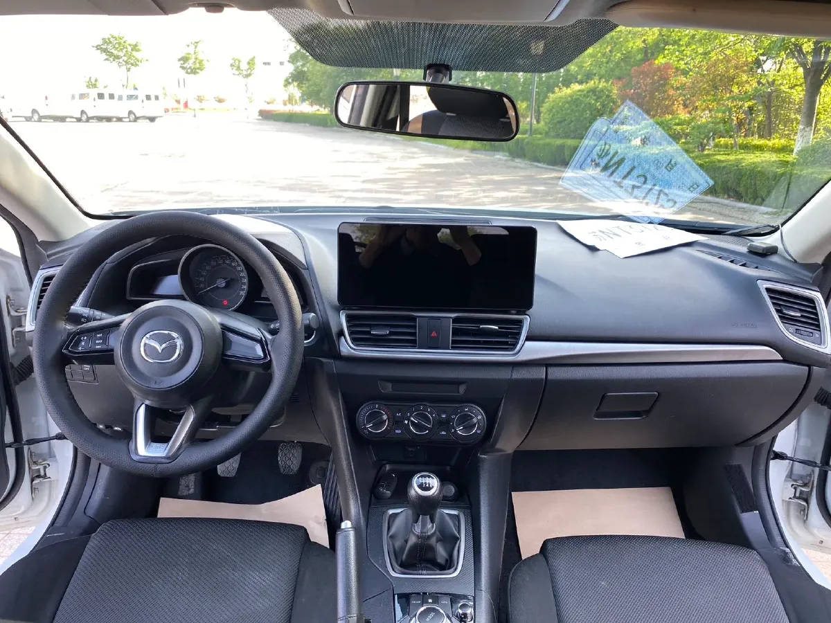2017 Mazda 3 Axela 1.5L 117HP L4 6MT,autocango,china used car exporter,china ev exporter,chinese used car exporter,chinese used ev exporter