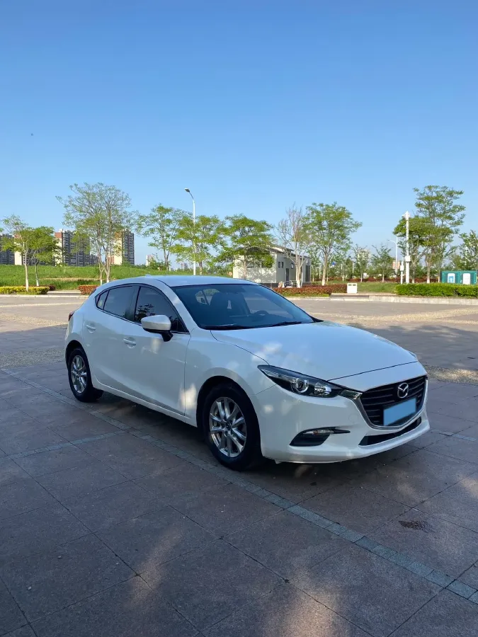 2017 Mazda 3 Axela 1.5L 117HP L4 6MT,autocango,china used car exporter,china ev exporter,chinese used car exporter,chinese used ev exporter