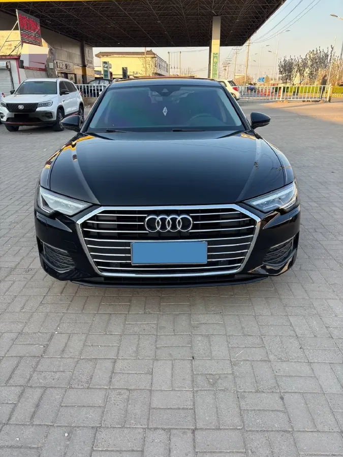 2020 Audi A6L 2.0T 224HP L4 7DCT,autocango,china used car exporter,china ev exporter,chinese used car exporter,chinese used ev exporter