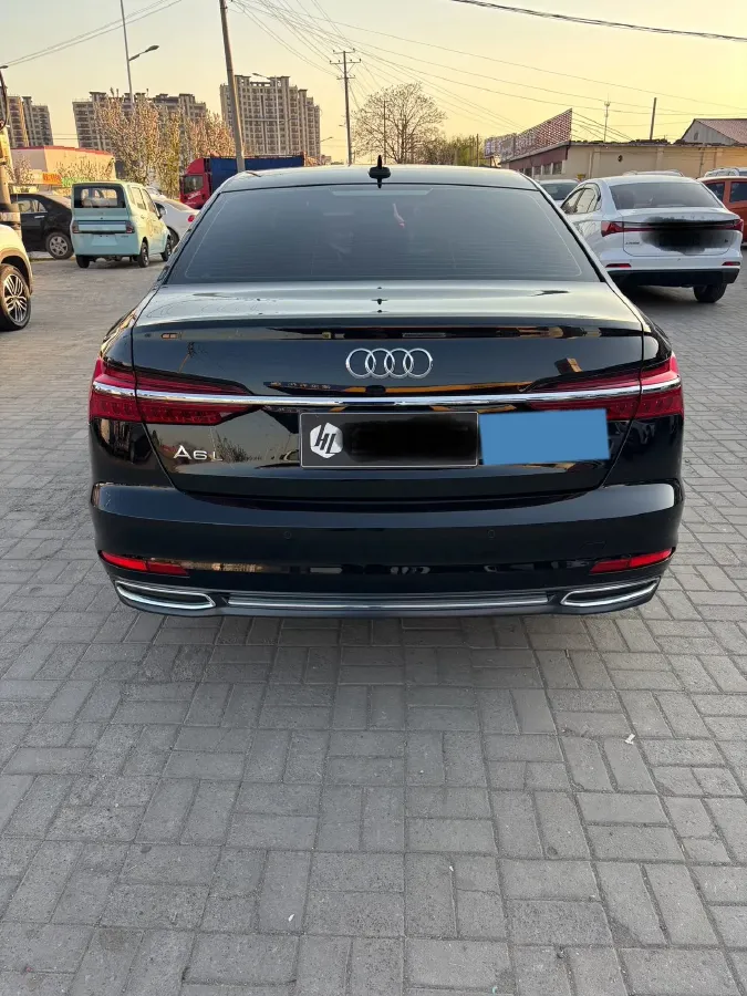 2020 Audi A6L 2.0T 224HP L4 7DCT,autocango,china used car exporter,china ev exporter,chinese used car exporter,chinese used ev exporter