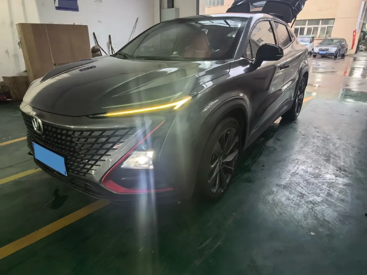 2020 ChangAn UNI-T 1.5T 180HP L4 7DCT,autocango,china used car exporter,china ev exporter,chinese used car exporter,chinese used ev exporter