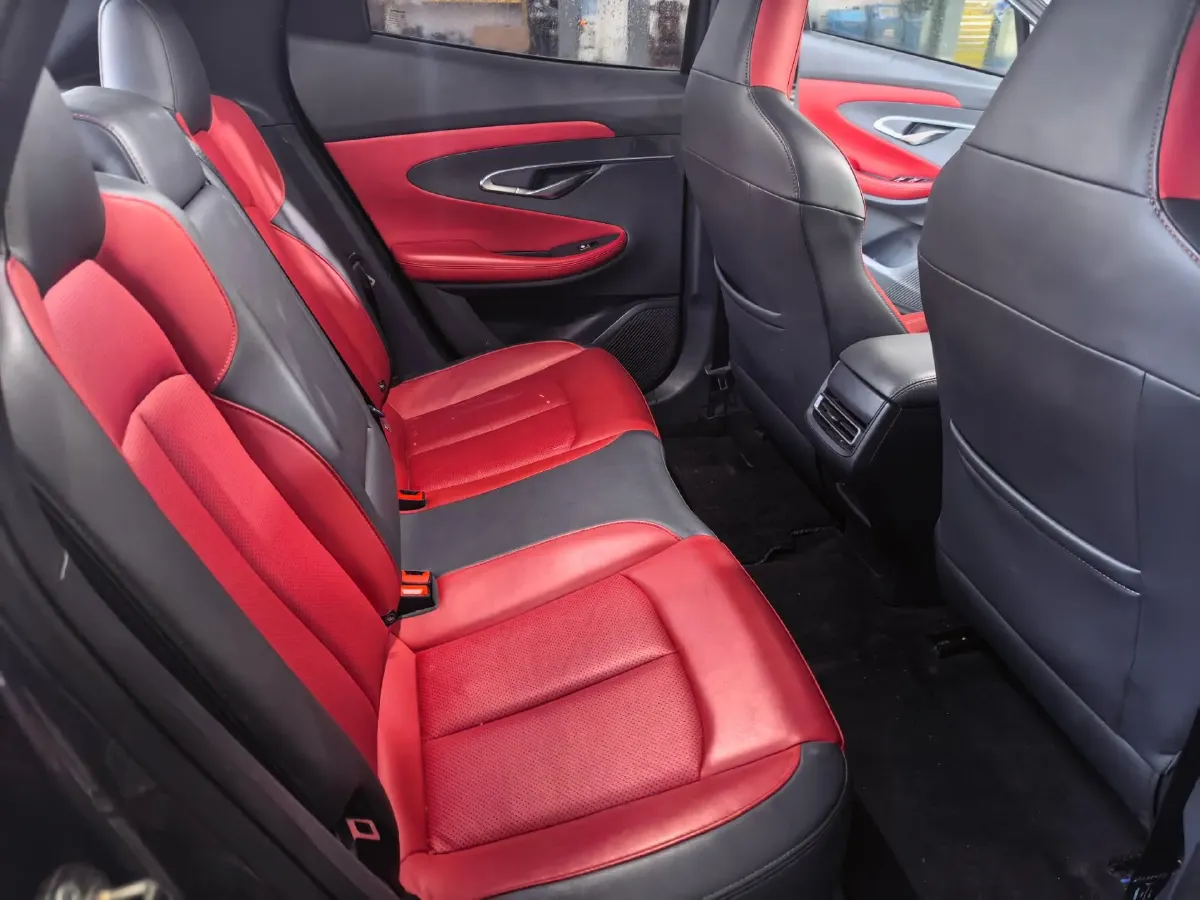 2020 ChangAn UNI-T 1.5T 180HP L4 7DCT,autocango,china used car exporter,china ev exporter,chinese used car exporter,chinese used ev exporter