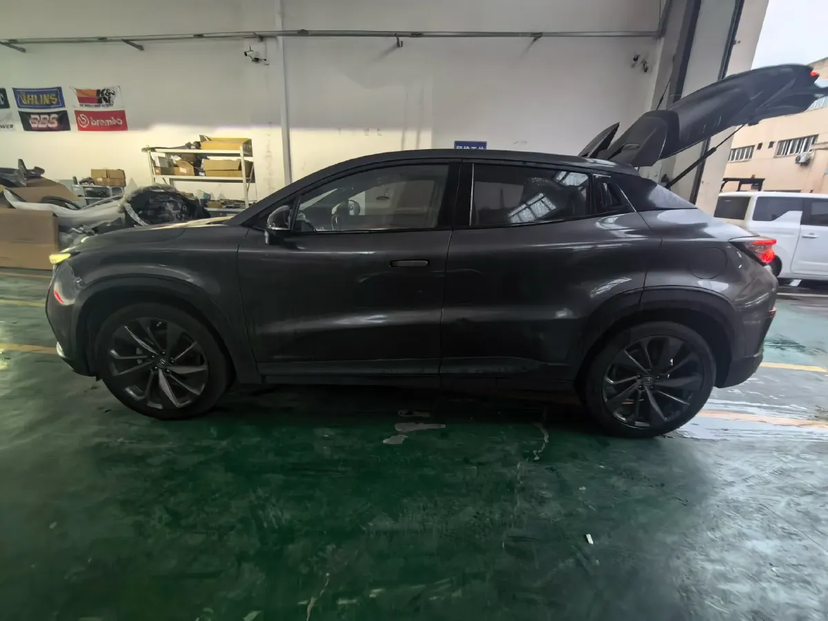 2020 ChangAn UNI-T 1.5T 180HP L4 7DCT,autocango,china used car exporter,china ev exporter,chinese used car exporter,chinese used ev exporter