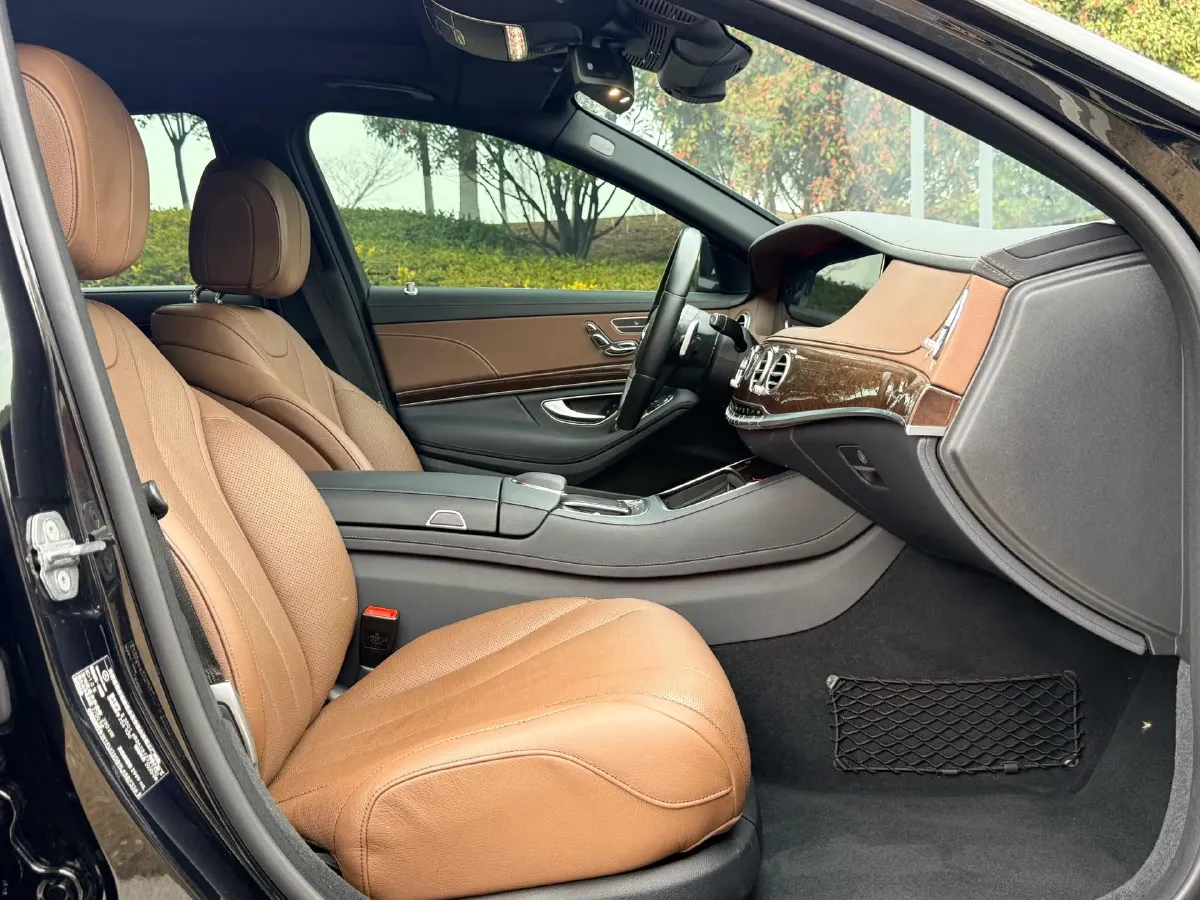 2020 Mercedes-Benz S Class 3.0T 299HP L6 9AT,autocango,china used car exporter,china ev exporter,chinese used car exporter,chinese used ev exporter