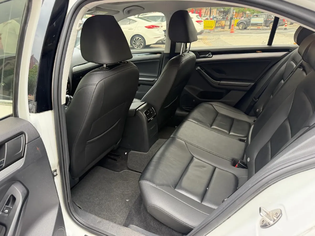 2018 JMC YuSheng S350 2.0T 141HP L4 6AT,autocango,china used car exporter,china ev exporter,chinese used car exporter,chinese used ev exporter