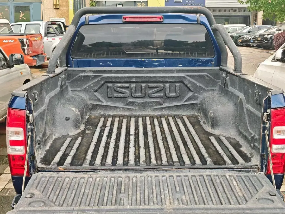 2020 JMC BaoDian 2.5T 140HP L4 5MT,autocango,china used car exporter,china ev exporter,chinese used car exporter,chinese used ev exporter