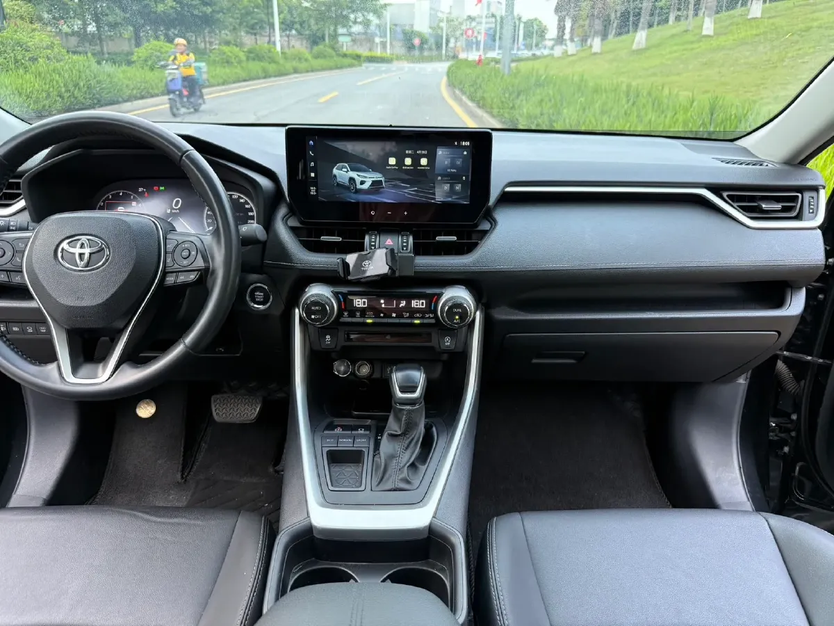 2023 Toyota Wildlander 2.0L 171HP L4 CVT,autocango,china used car exporter,china ev exporter,chinese used car exporter,chinese used ev exporter