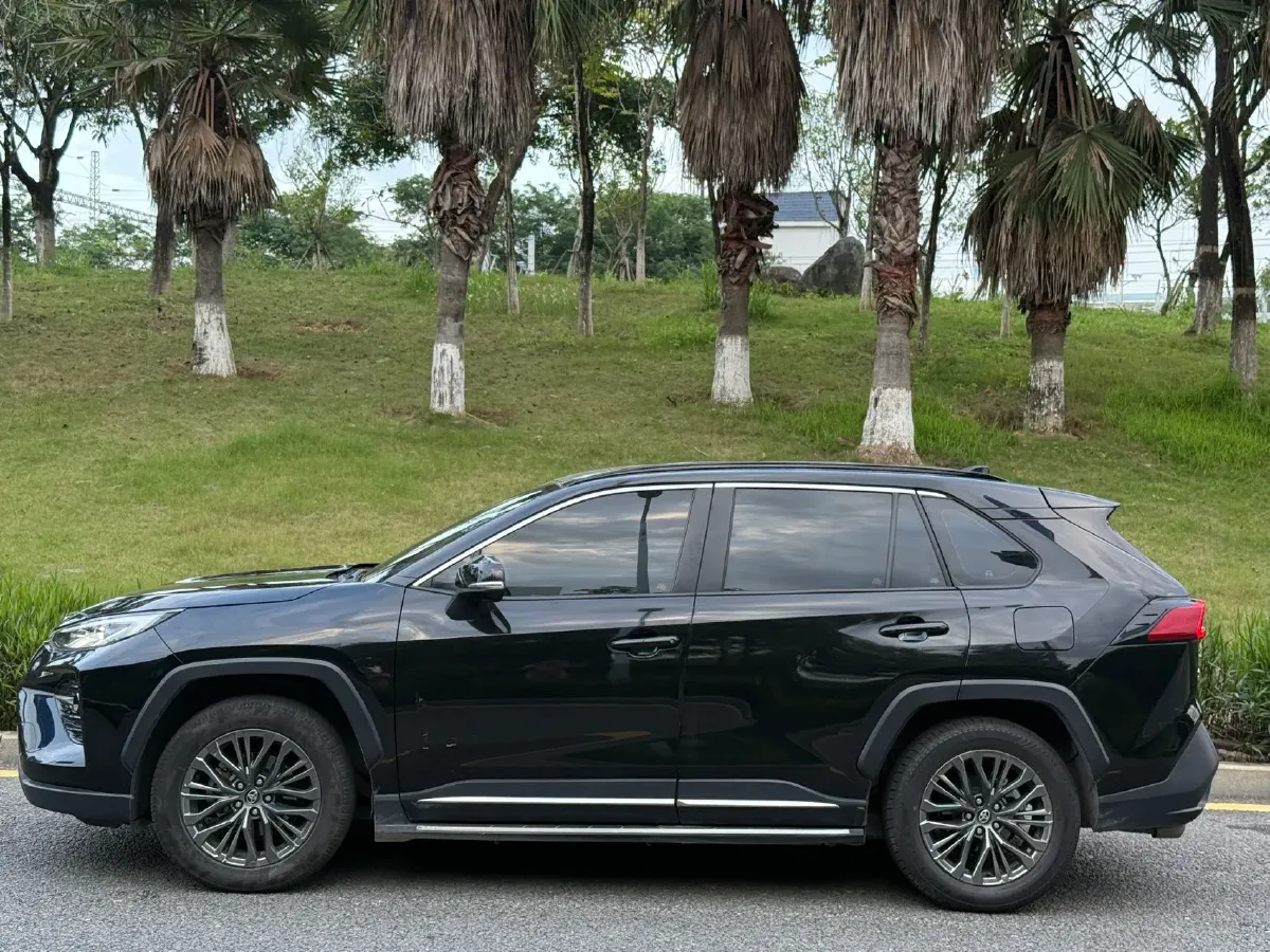 2023 Toyota Wildlander 2.0L 171HP L4 CVT,autocango,china used car exporter,china ev exporter,chinese used car exporter,chinese used ev exporter