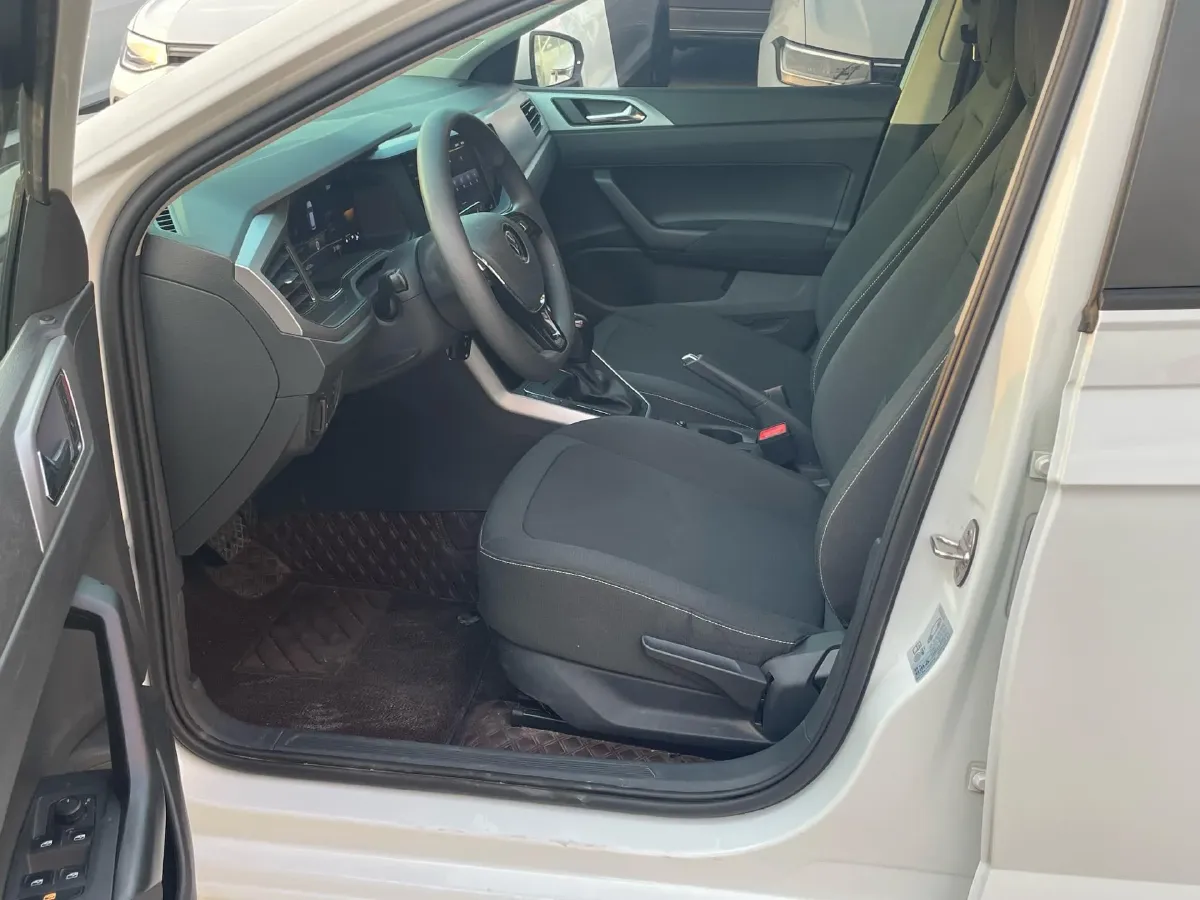 2023 Volkswagen Polo 1.5L 110HP L4 6AT,autocango,china used car exporter,china ev exporter,chinese used car exporter,chinese used ev exporter