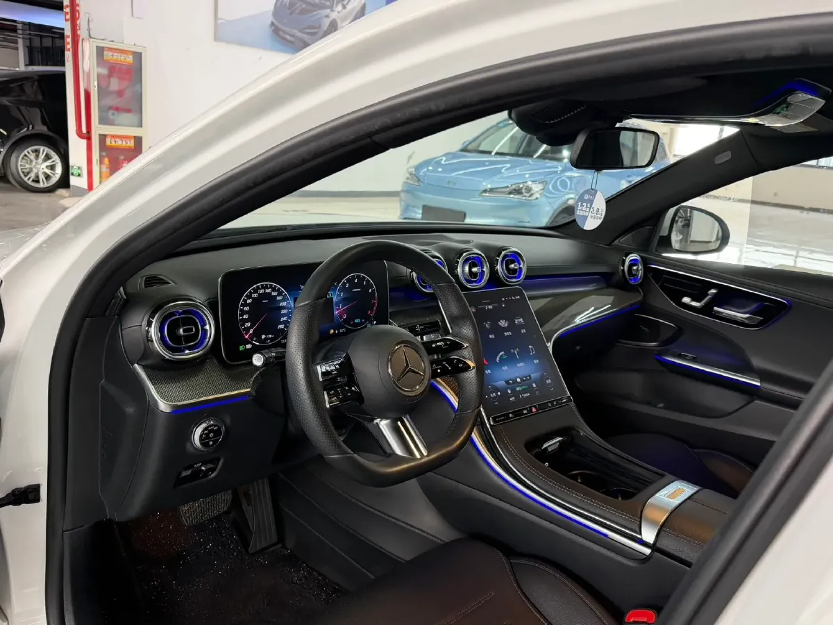 2024 Mercedes-Benz C Class 1.5T 204HP L4 9AT,autocango,china used car exporter,china ev exporter,chinese used car exporter,chinese used ev exporter