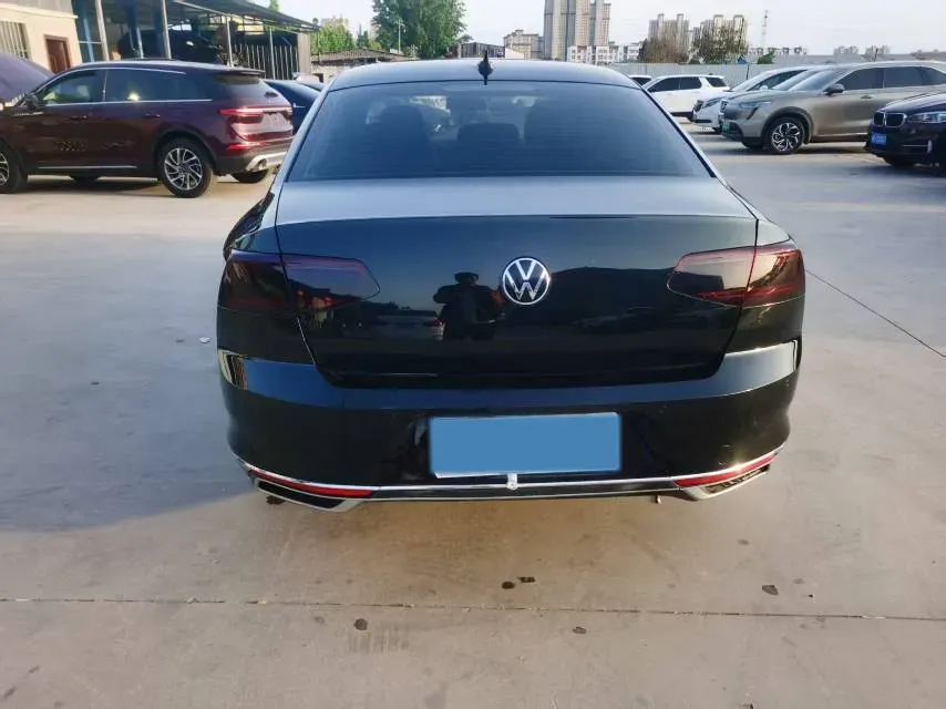 2023 Volkswagen Magotan 1.4T 150HP L4 7DCT,autocango,china used car exporter,china ev exporter,chinese used car exporter,chinese used ev exporter