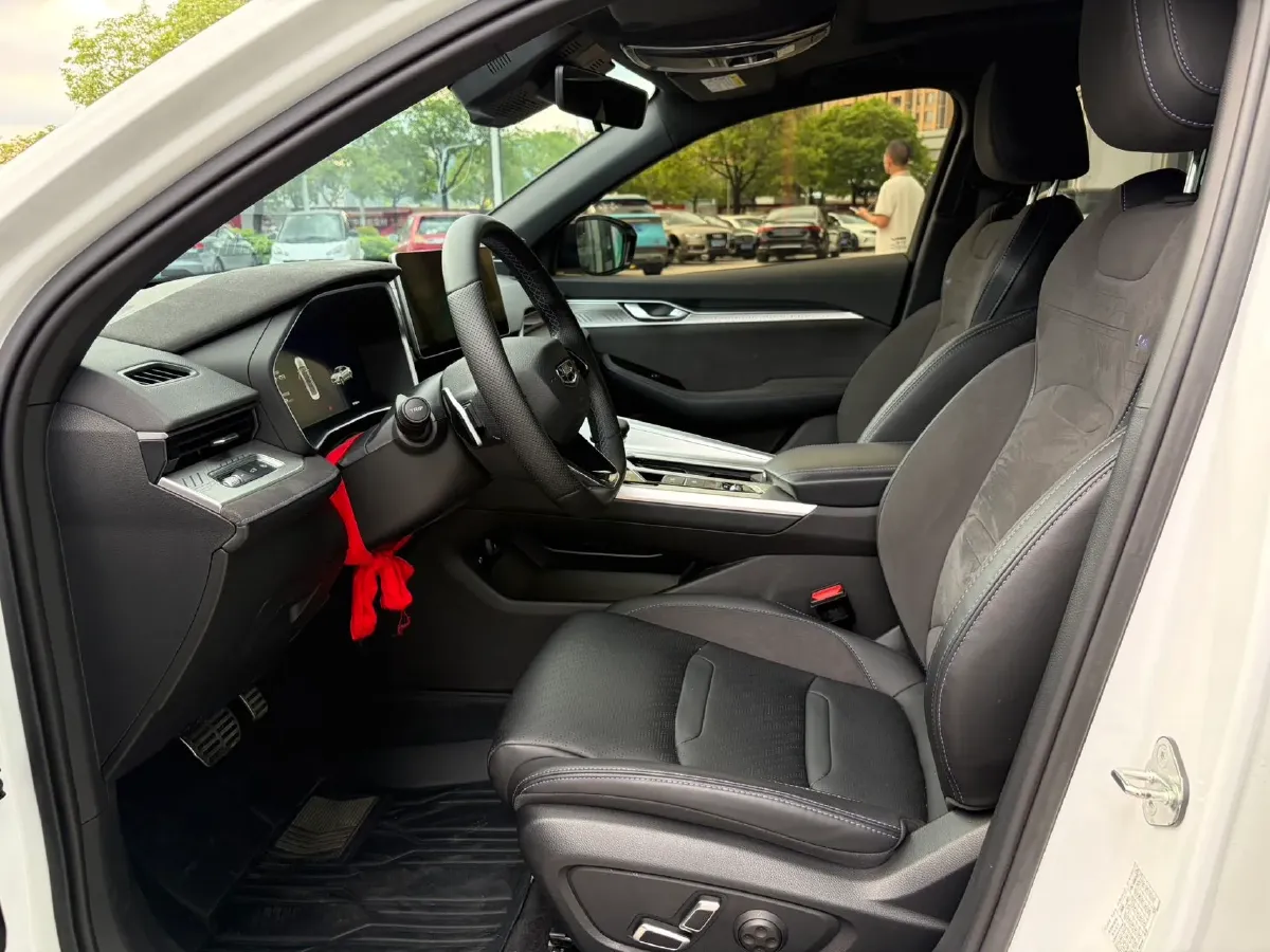 2024 Geely Preface 2.0T 190HP L4 7DCT,autocango,china used car exporter,china ev exporter,chinese used car exporter,chinese used ev exporter