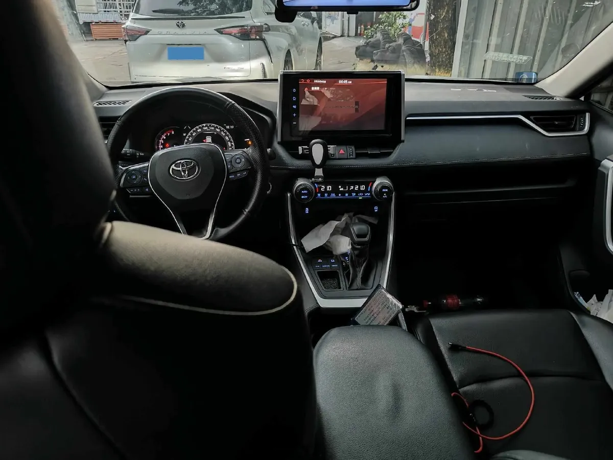 2020 Toyota RAV4 2.0L 171HP L4 CVT,autocango,china used car exporter,china ev exporter,chinese used car exporter,chinese used ev exporter