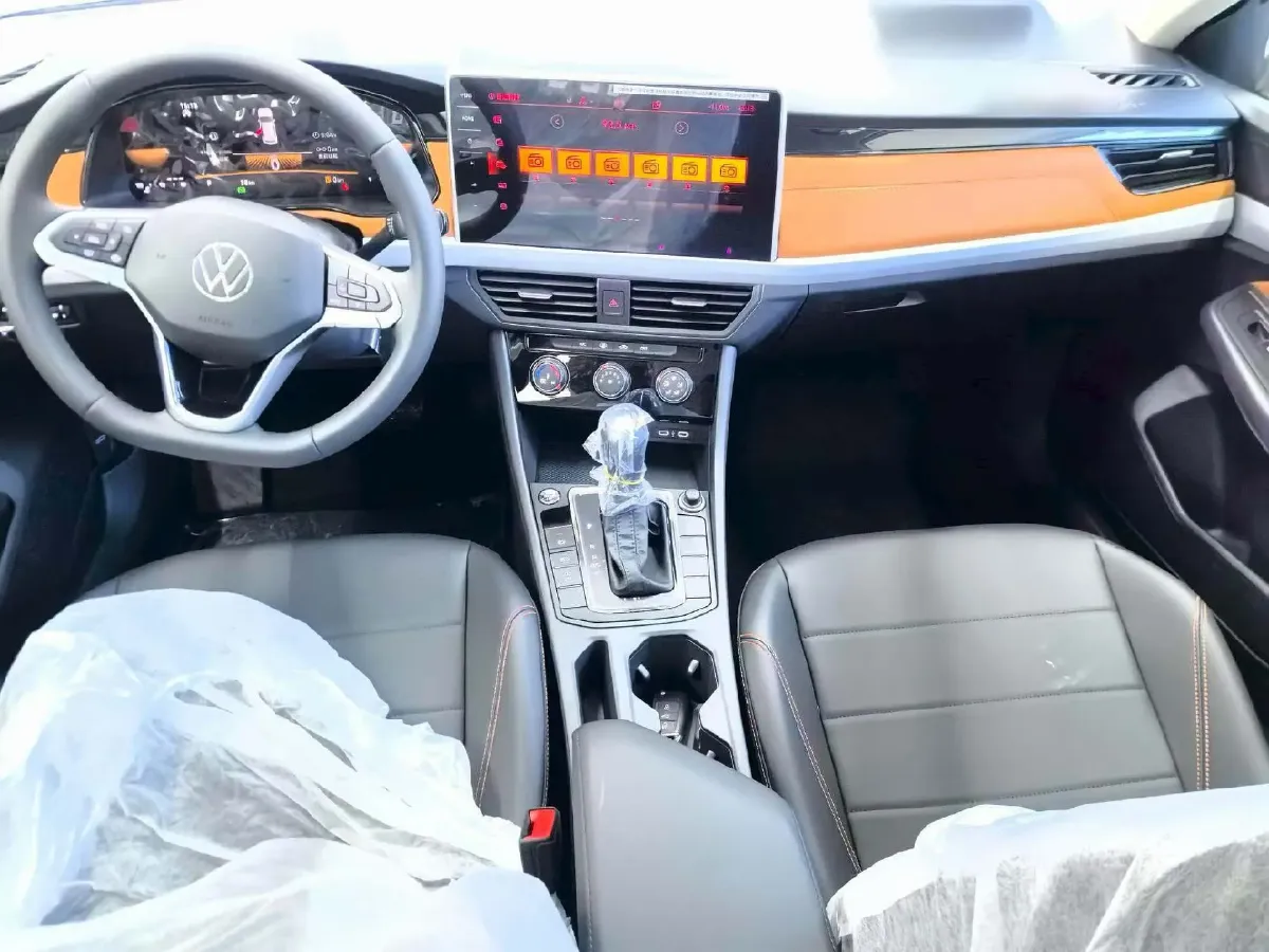 2025 Volkswagen Bora 1.2T 116HP L4 7DCT,autocango,china used car exporter,china ev exporter,chinese used car exporter,chinese used ev exporter