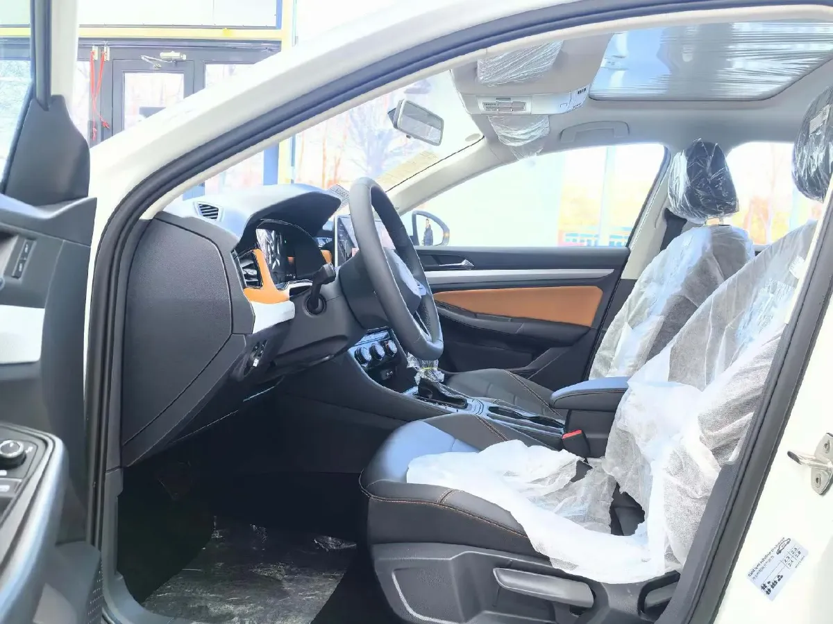 2025 Volkswagen Bora 1.2T 116HP L4 7DCT,autocango,china used car exporter,china ev exporter,chinese used car exporter,chinese used ev exporter