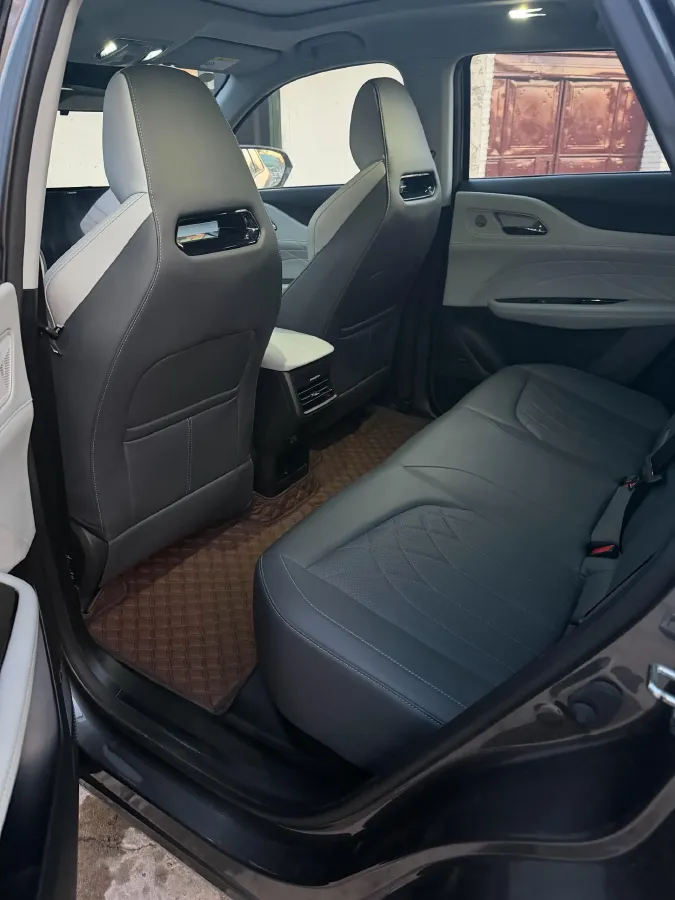 2024 ChangAn UNI-Z 1.5L 98HP L4 E-CVT PHEV 18.4KWH,autocango,china used car exporter,china ev exporter,chinese used car exporter,chinese used ev exporter